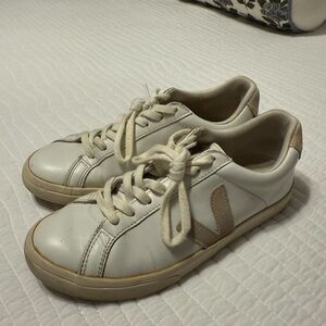 Veja White and Tan Women's Sneakers